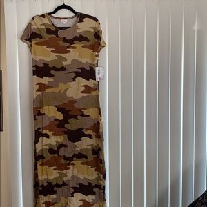 LuLaRoe Maria - Size Medium NEW WITH TAGS